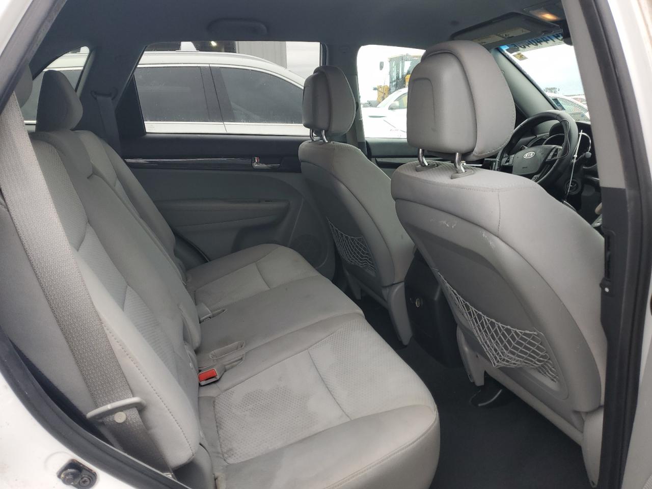 2011 Kia Sorento - Image 11