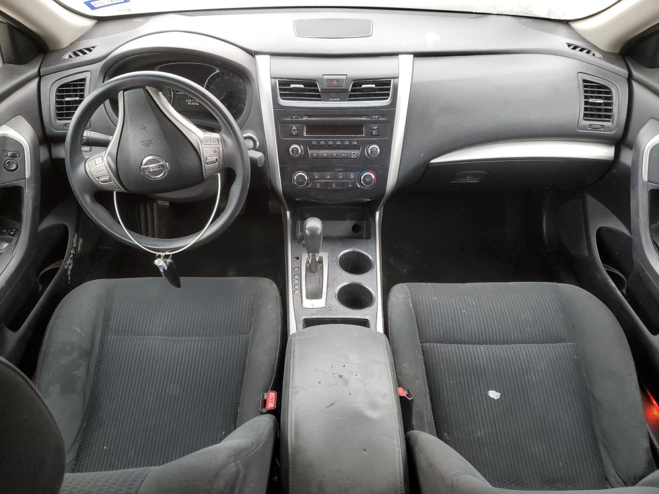 2015 Nissan Altima - Image 8