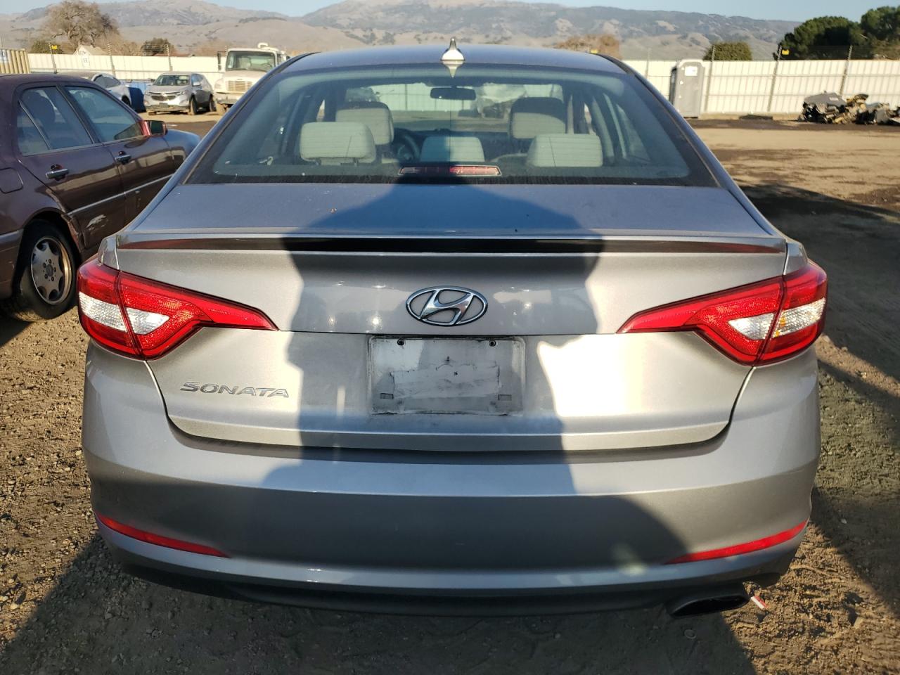 2015 Hyundai Sonata - Image 6