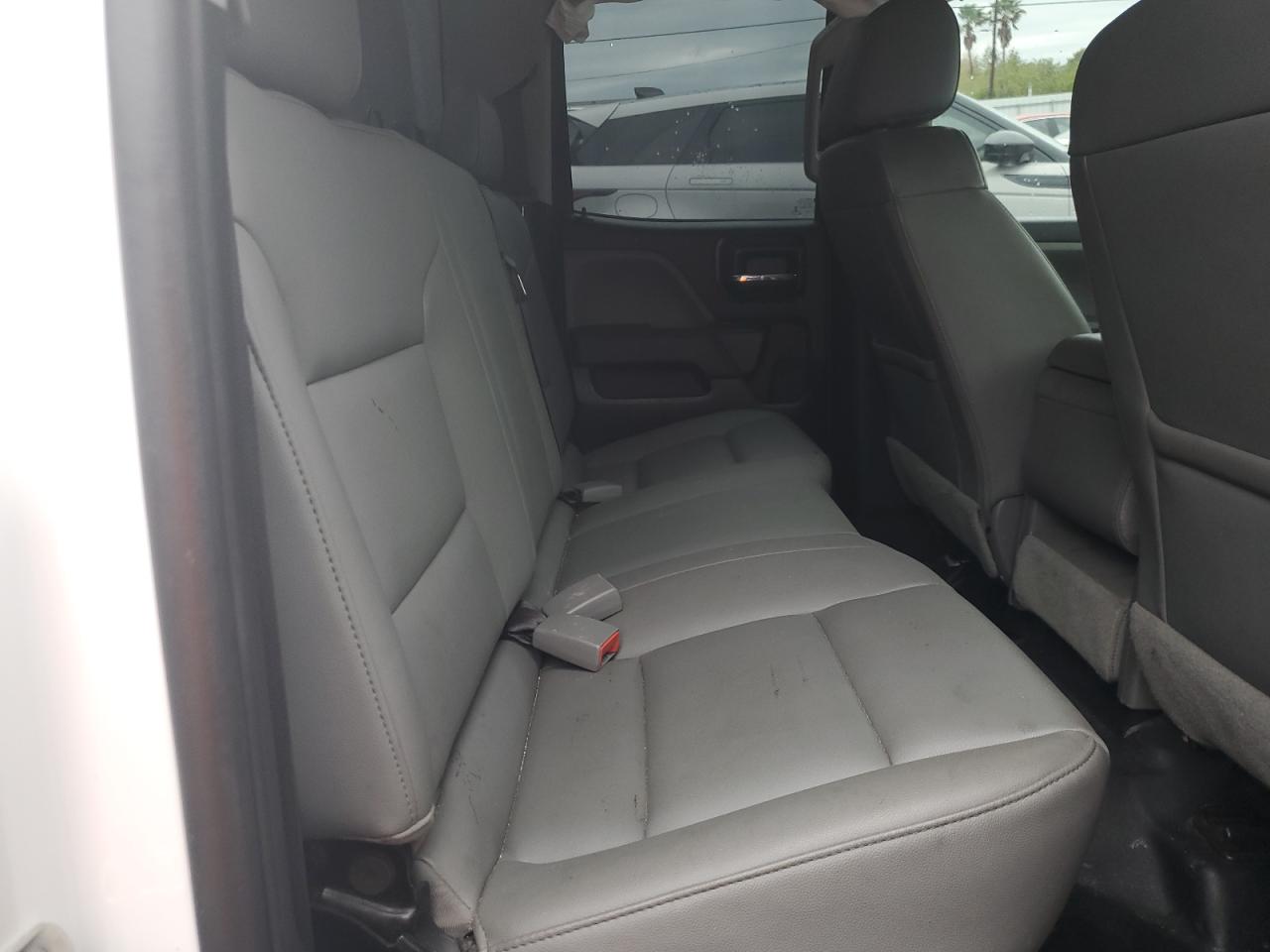 2017 Chevrolet Silverado - Image 10