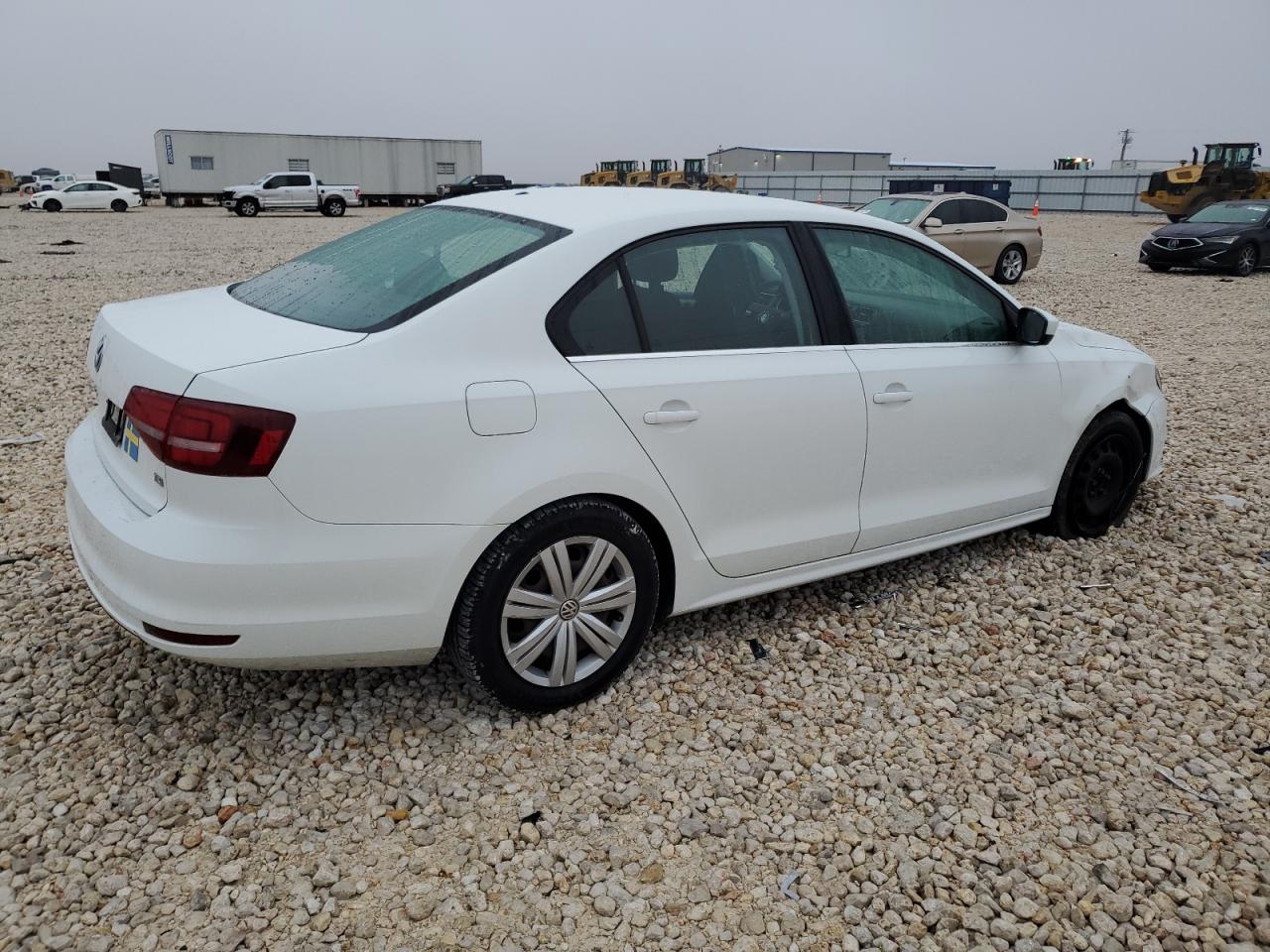 2017 Volkswagen Jetta - Image 3