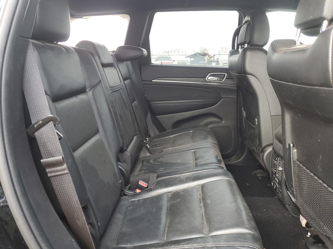 2019 Jeep Grand Cherokee - Image 11