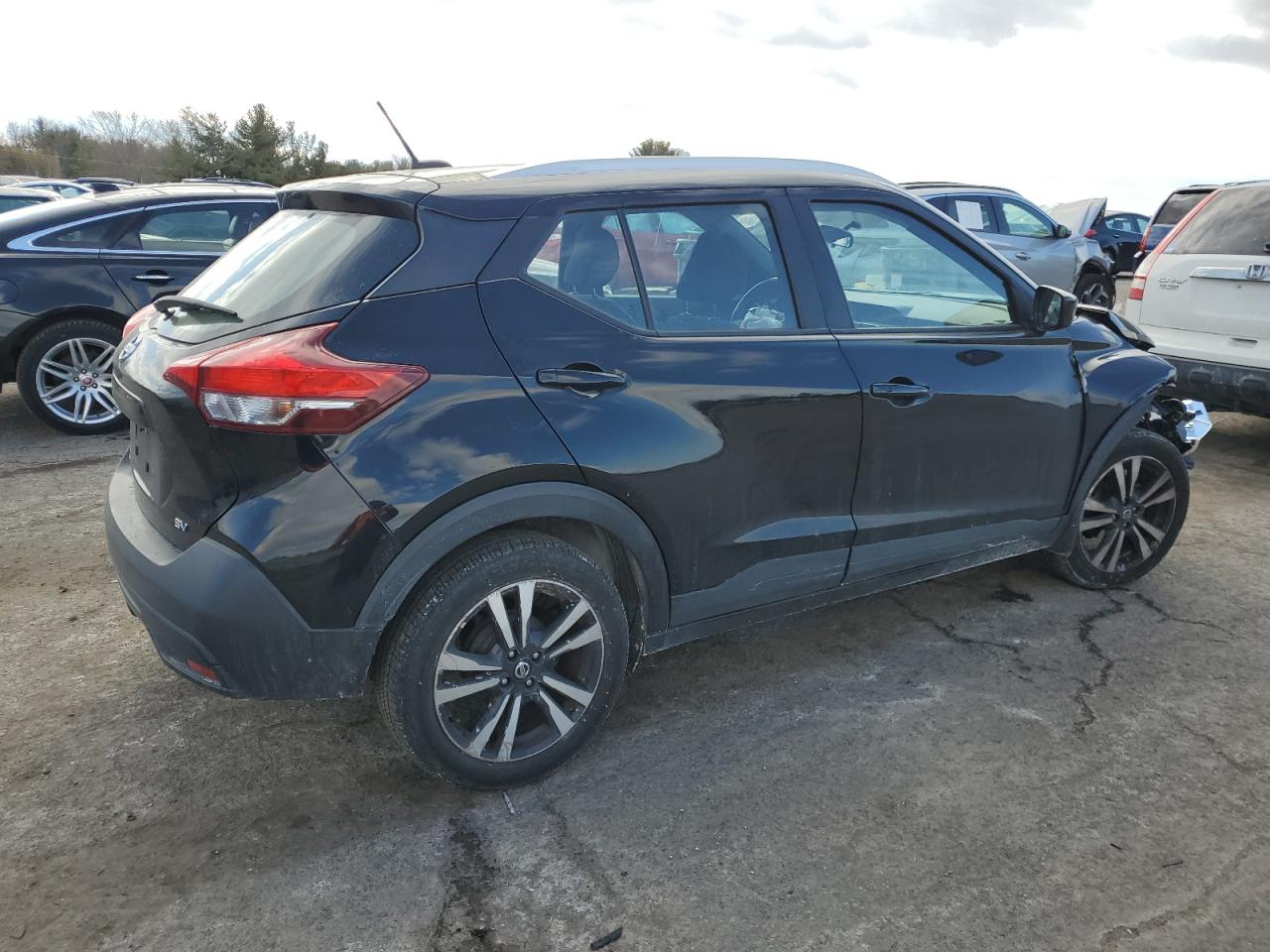 2018 Nissan Kicks - Image 3