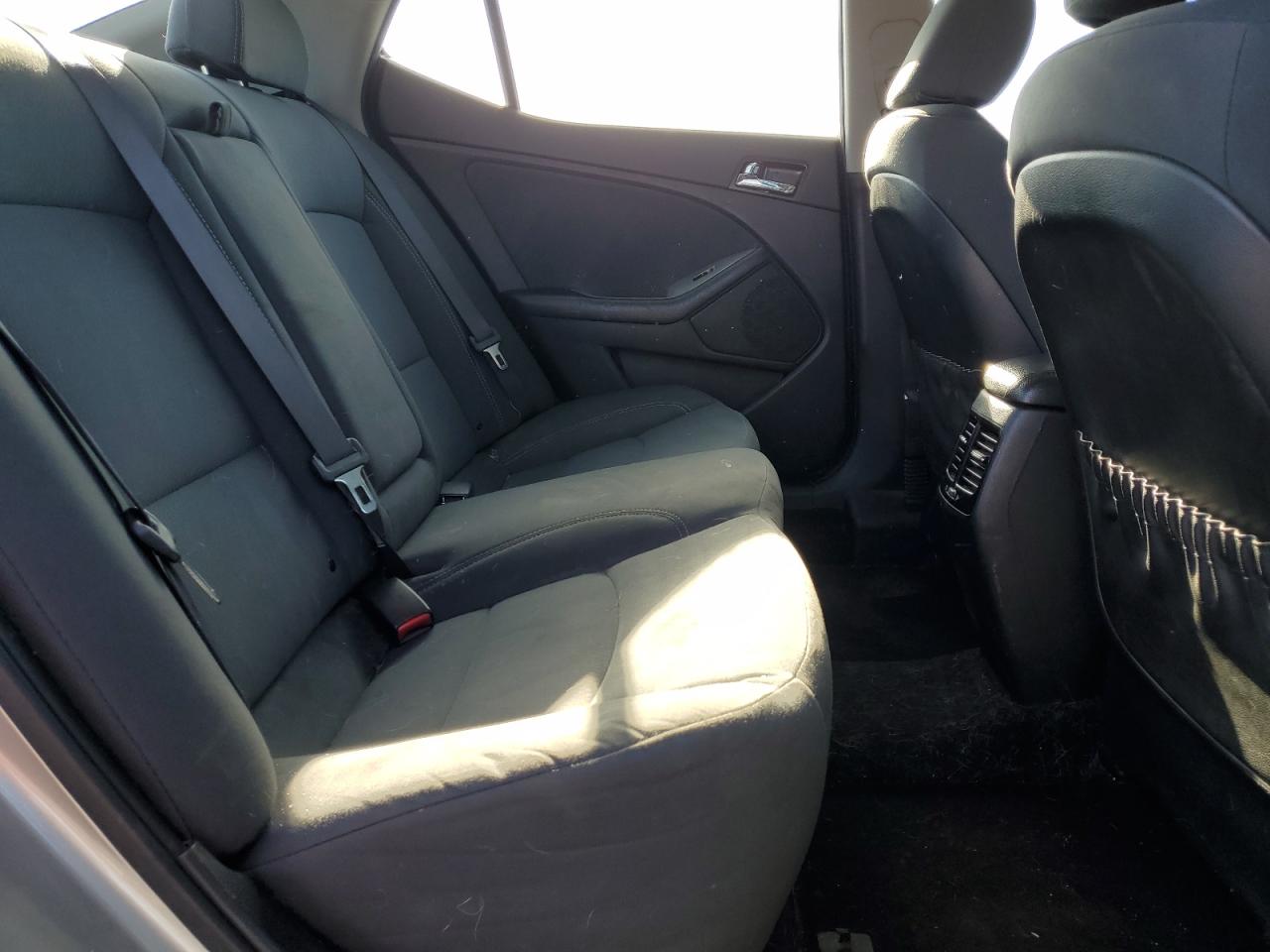 2013 Kia Optima - Image 10