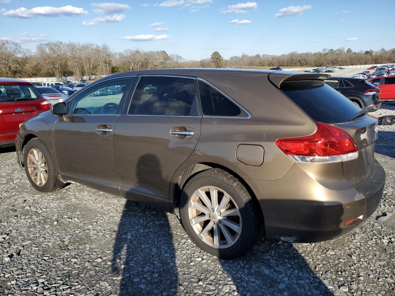 2009 Toyota Venza - Image 2