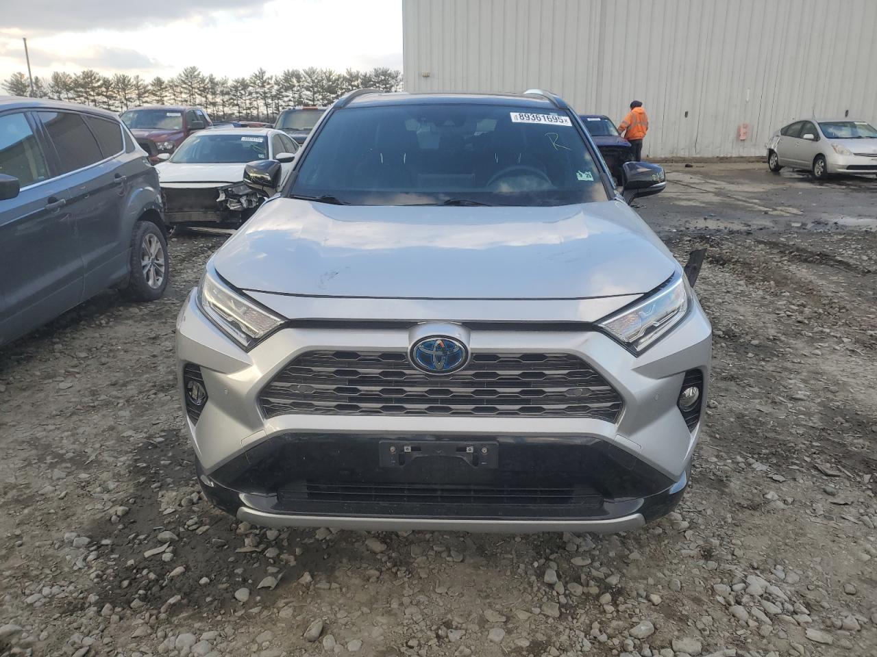 2020 Toyota RAV 4 - Image 5