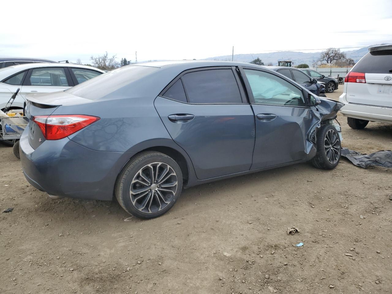 2015 Toyota Corolla - Image 3