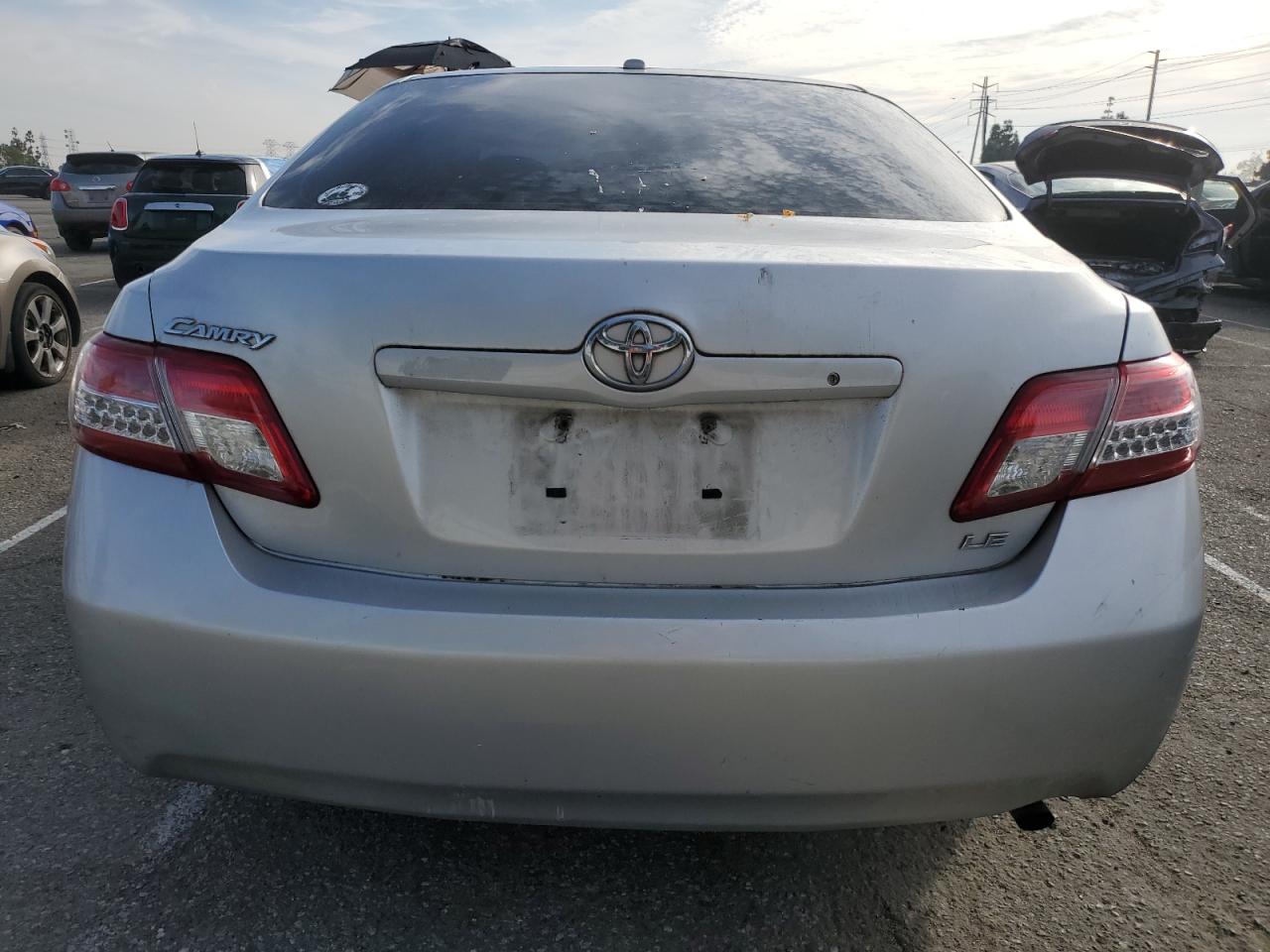 2010 Toyota Camry - Image 6
