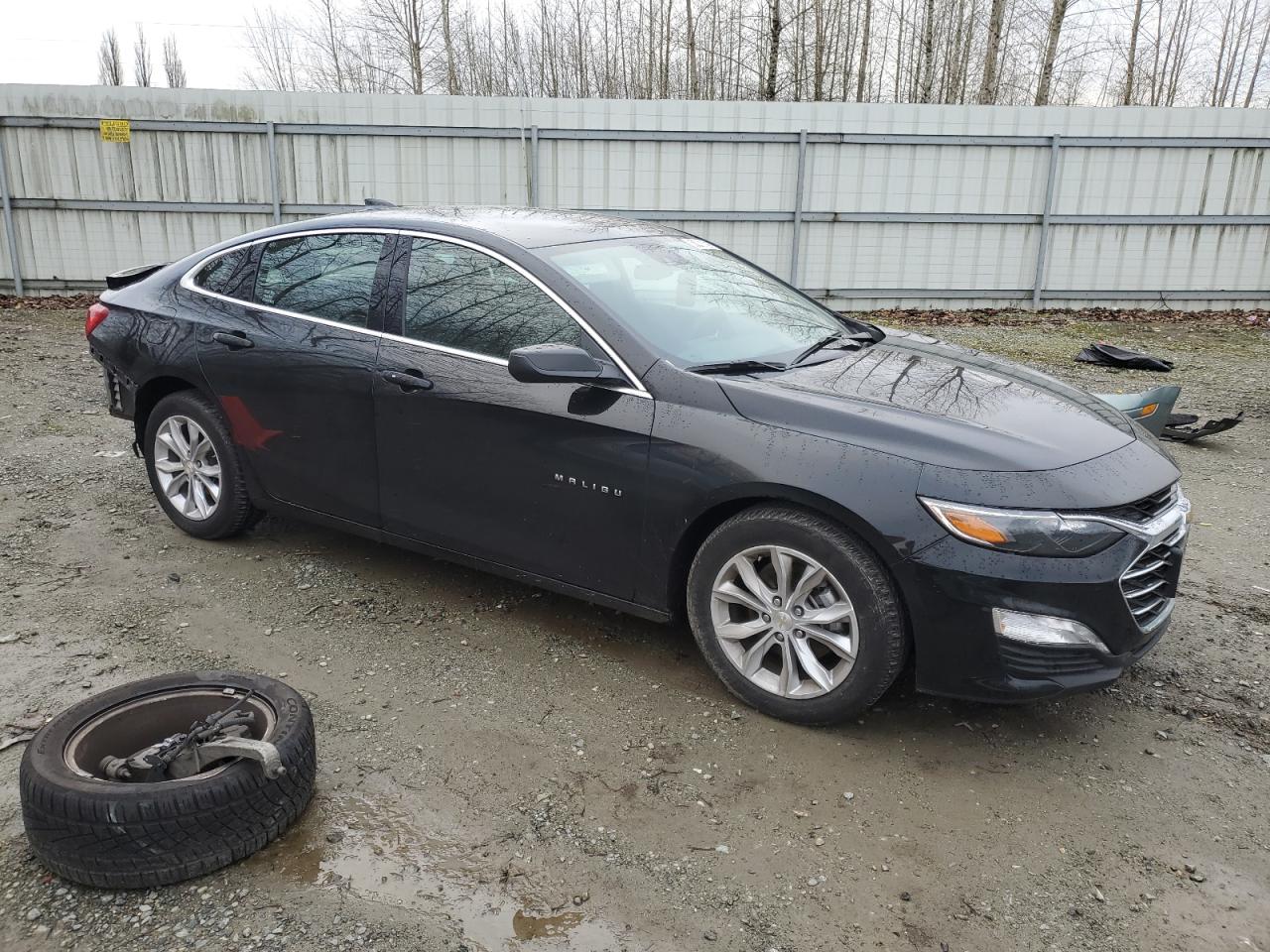 2023 Chevrolet Malibu - Image 4