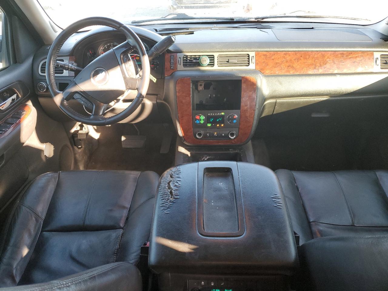 2009 Chevrolet Tahoe - Image 8