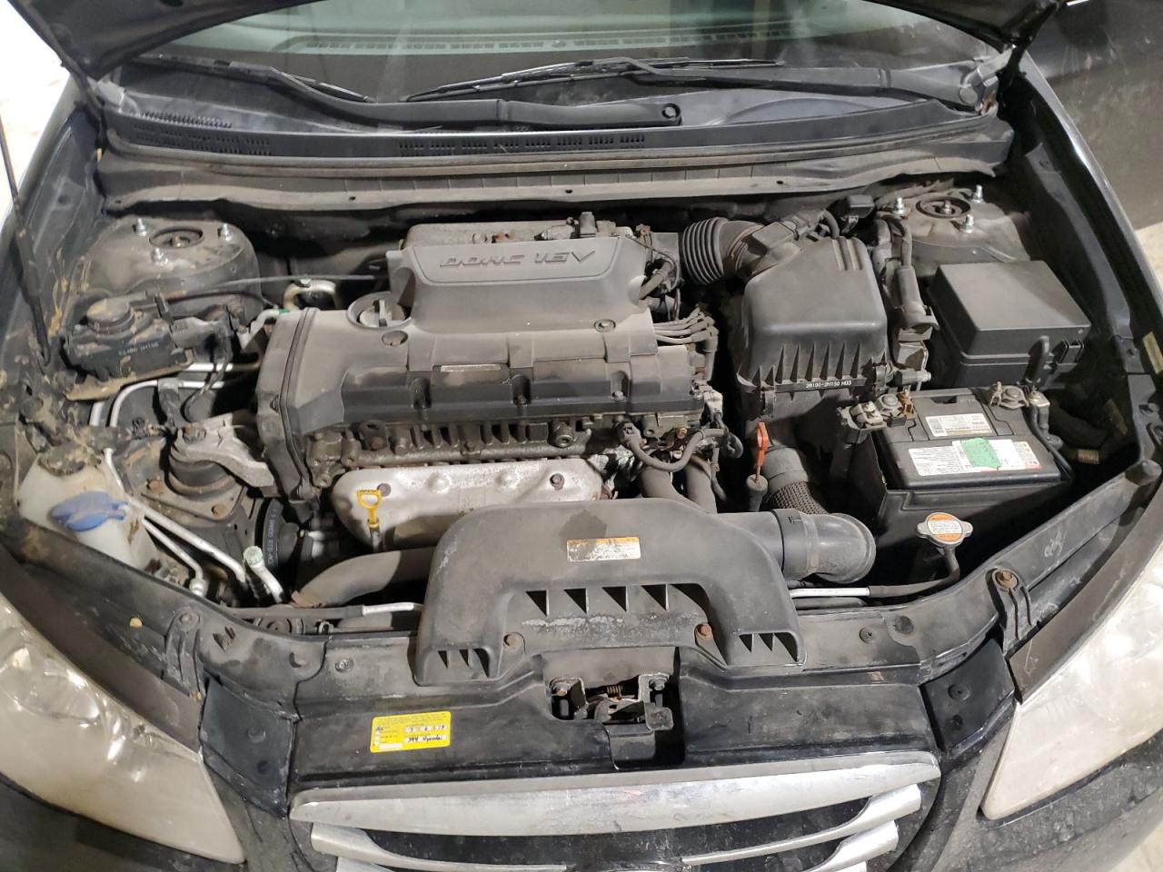 2010 Hyundai Elantra - Image 13