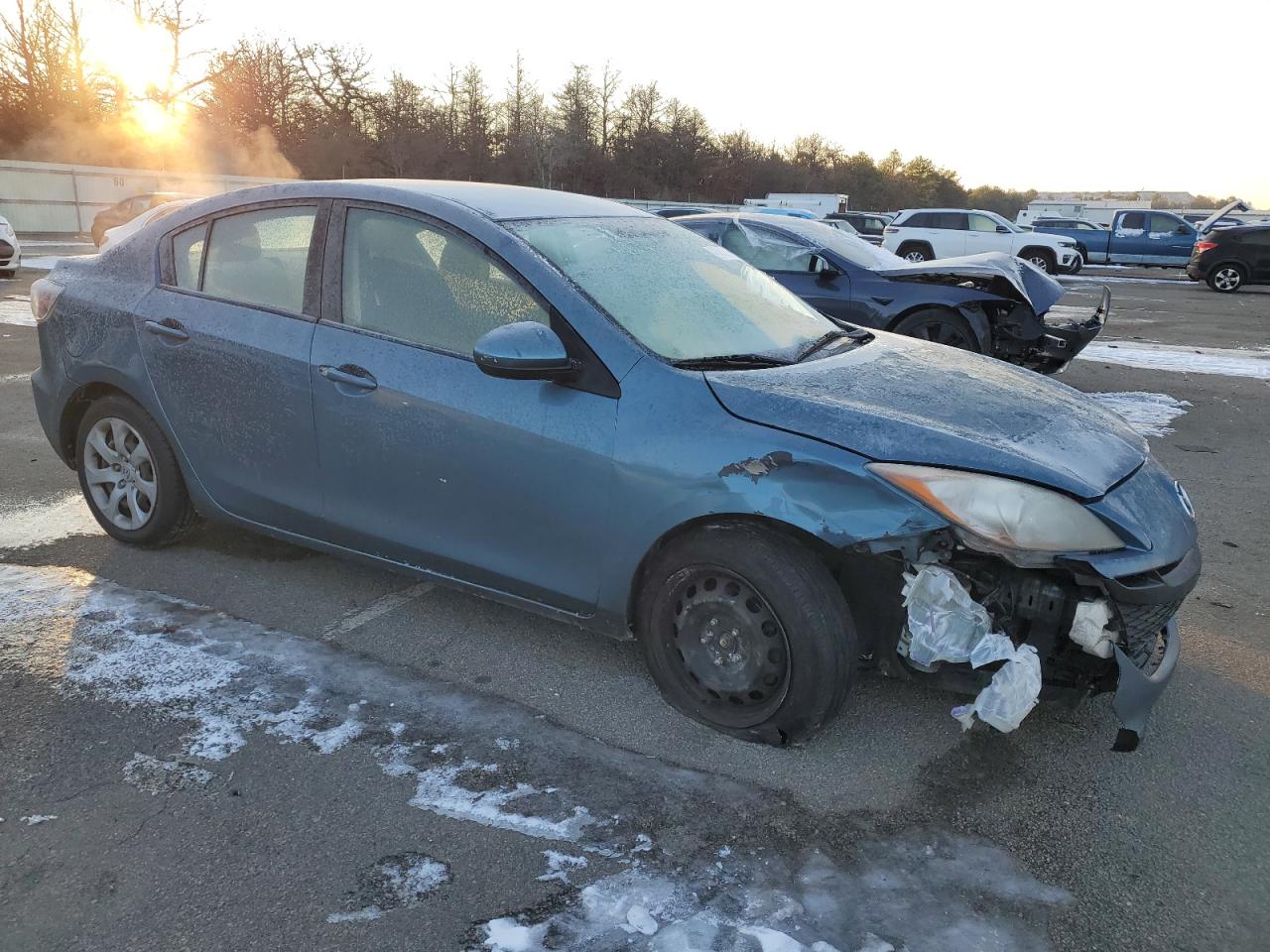 2011 Mazda 3 - Image 4