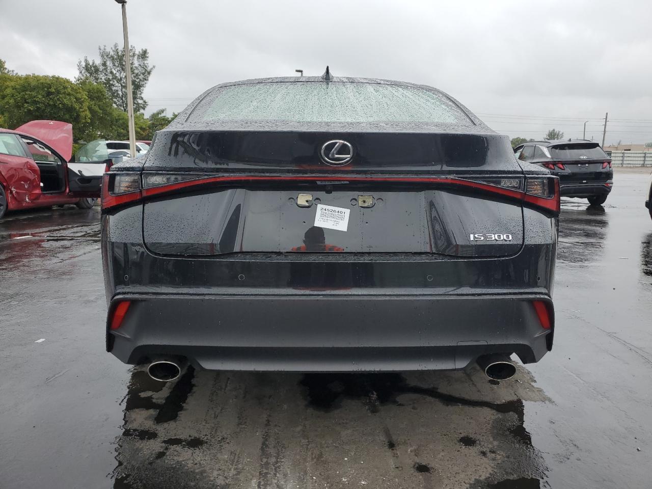 2023 Lexus IS - Image 6