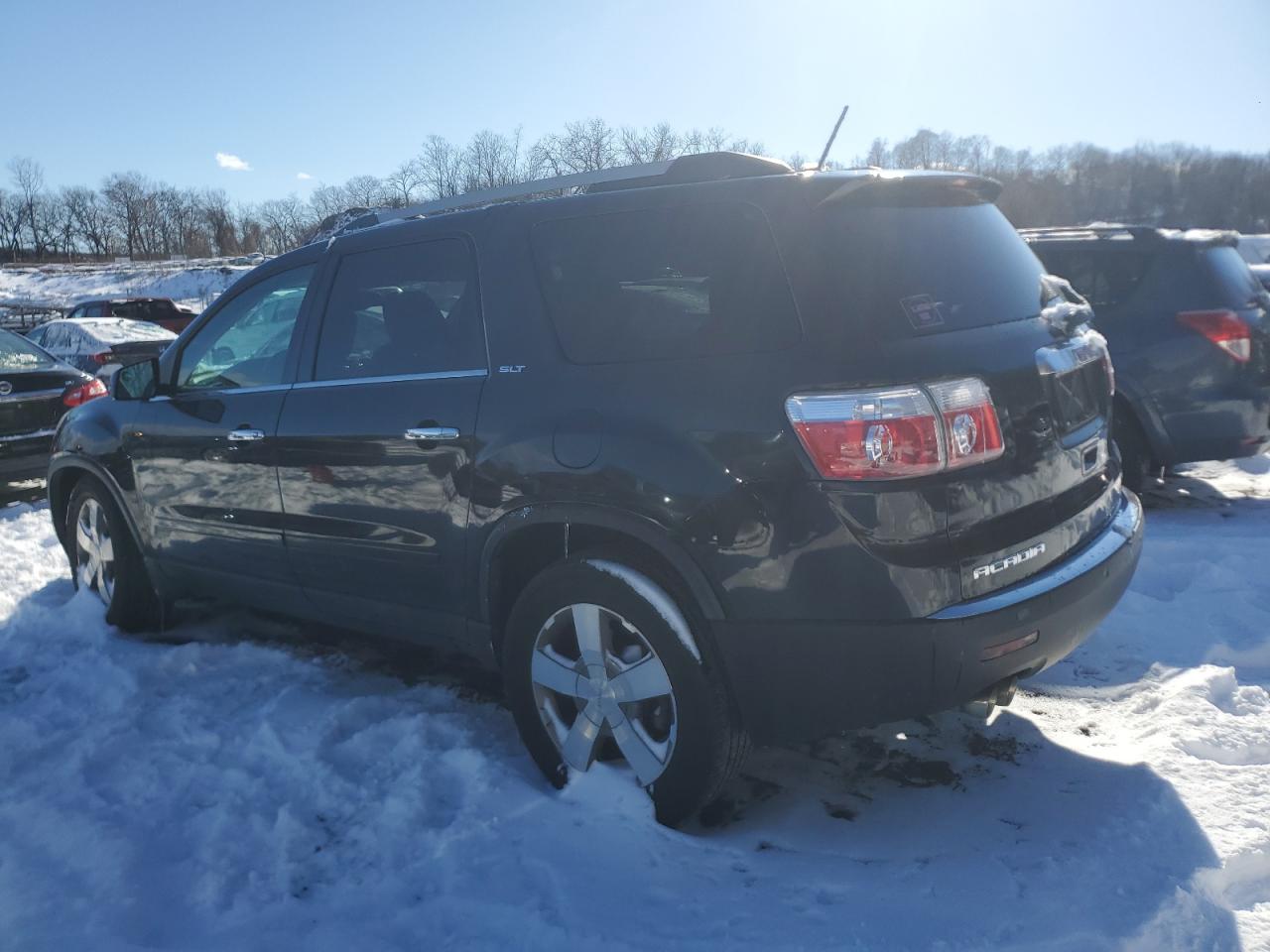 2012 GMC Acadia - Image 2