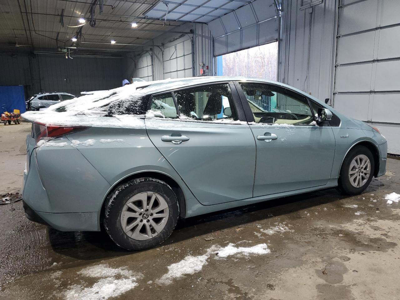 2017 Toyota Prius - Image 3