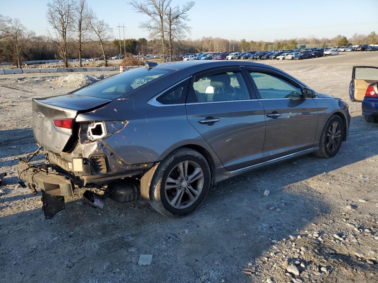 2018 Hyundai Sonata - Image 3