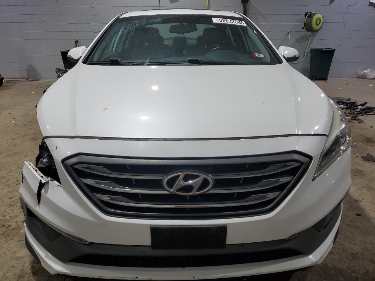 2017 Hyundai Sonata - Image 5
