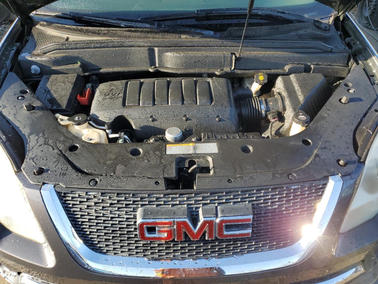 2011 GMC Acadia - Image 12