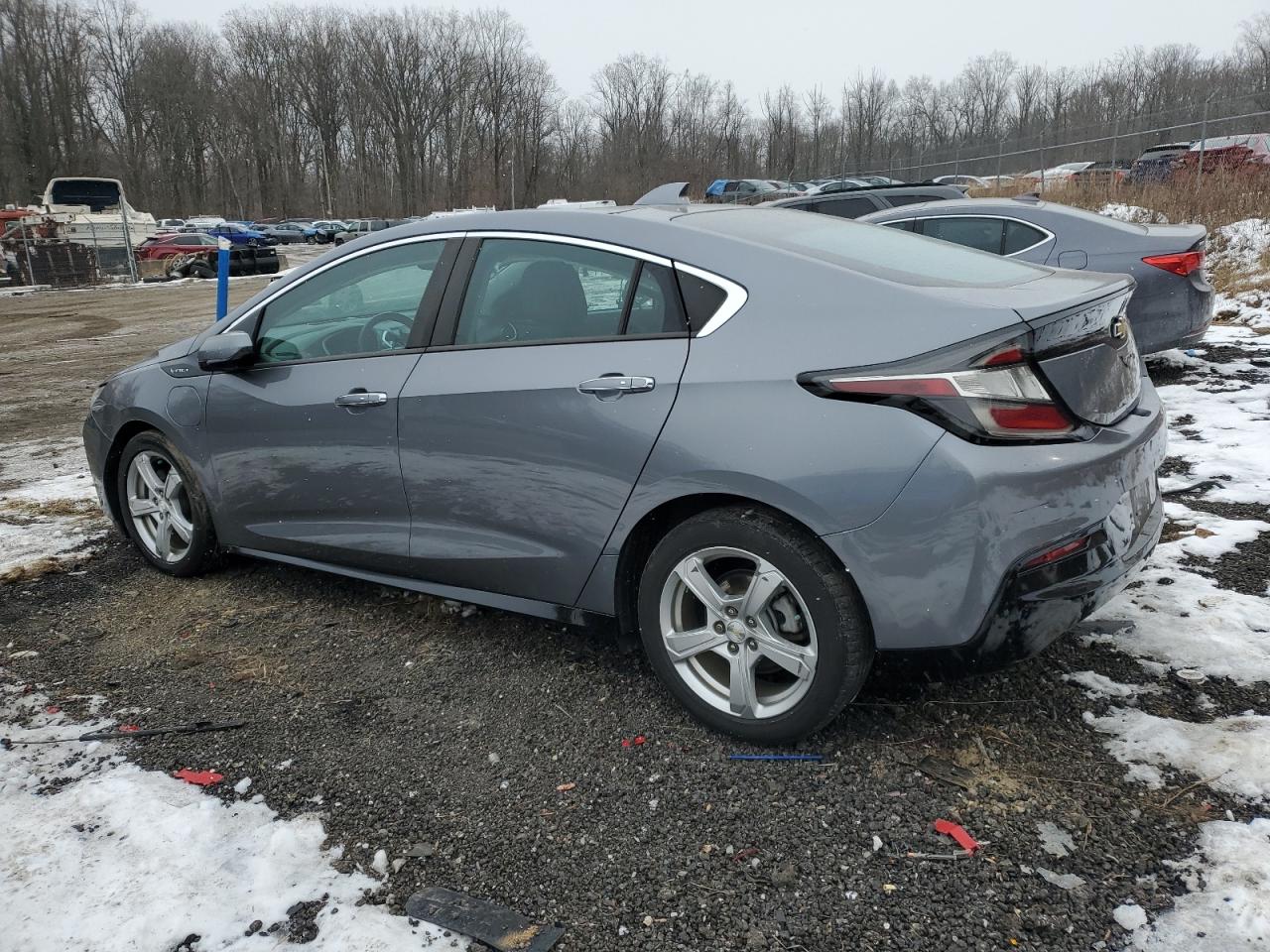 2018 Chevrolet Volt - Image 2