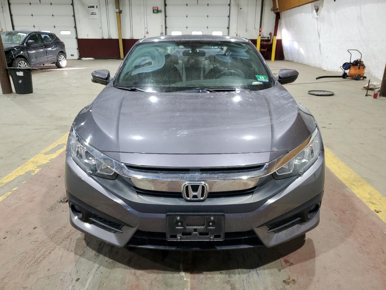 2018 Honda Civic - Image 5