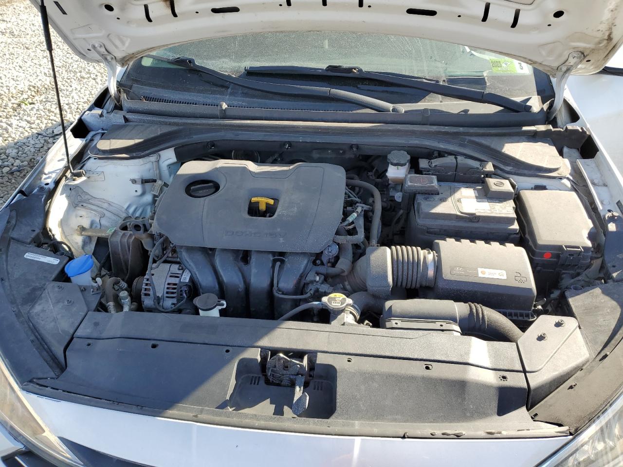 2019 Hyundai Elantra - Image 13