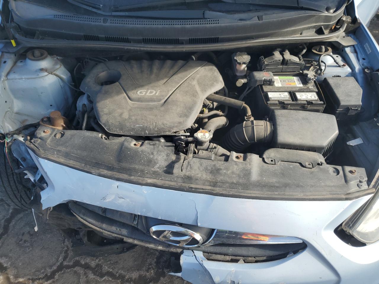2013 Hyundai Accent - Image 11