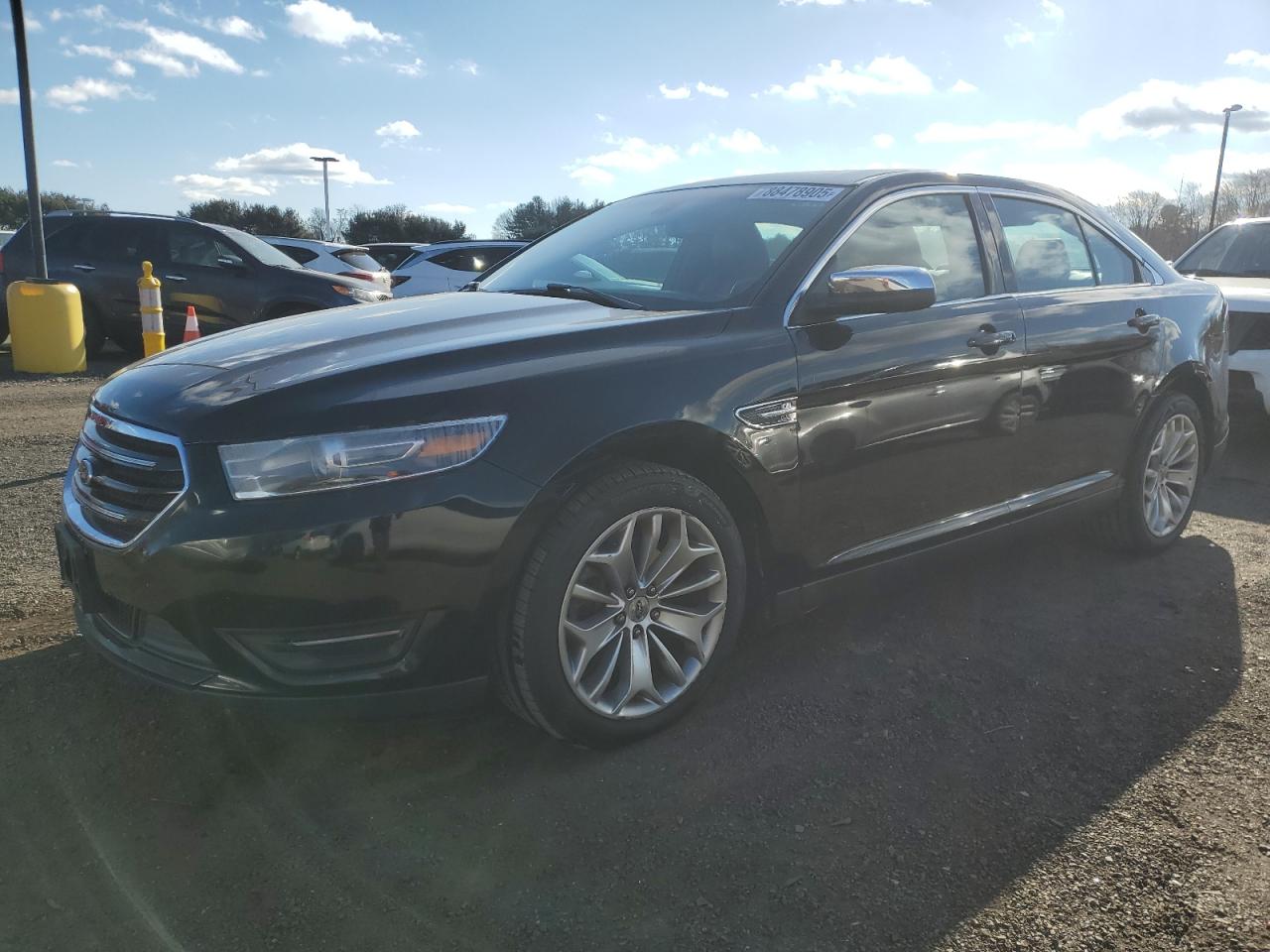 2016 Ford Taurus - Image 1
