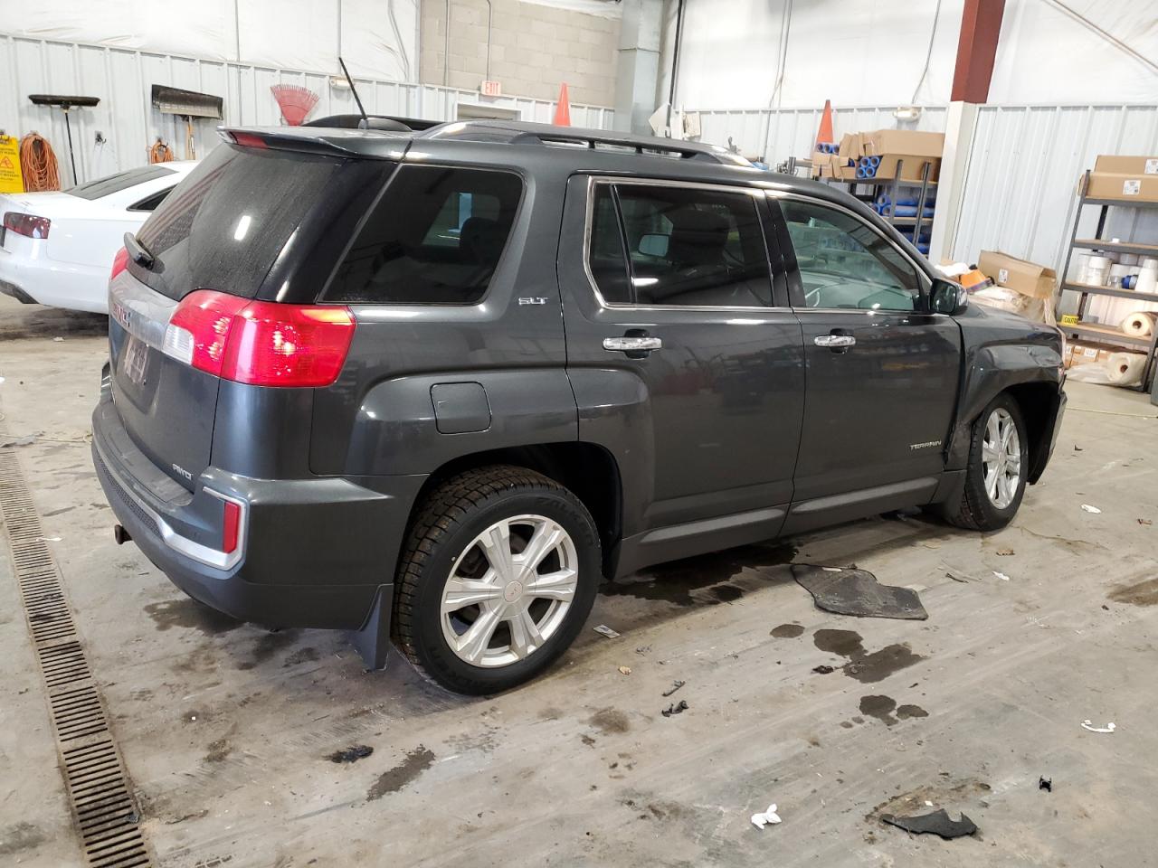 2017 GMC Terrain - Image 3