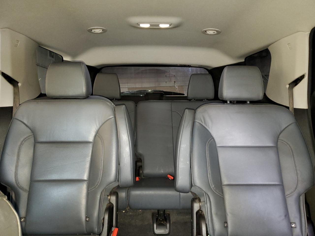 2020 Chevrolet Traverse - Image 10
