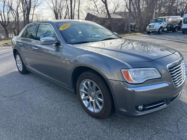 Седаны CHRYSLER 300 2012 Зеленый