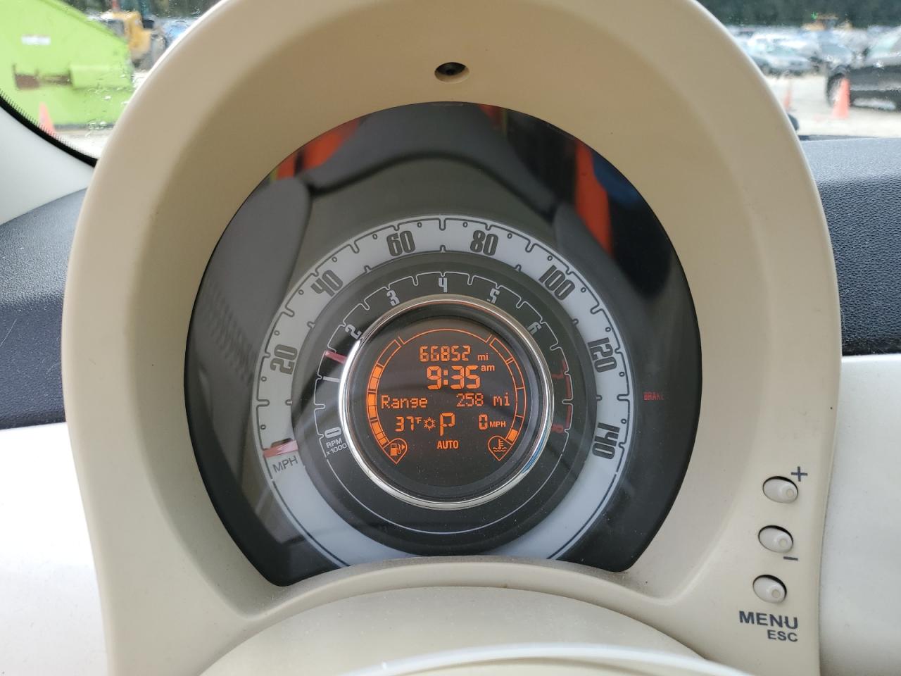 2012 Fiat 500 - Image 9