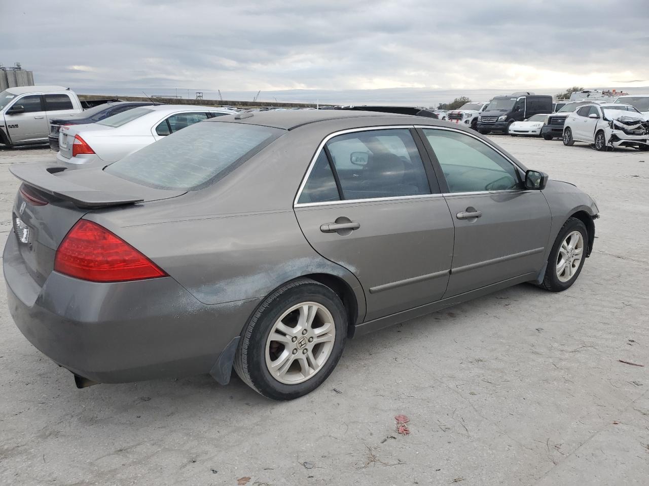 2006 Honda Accord - Image 3