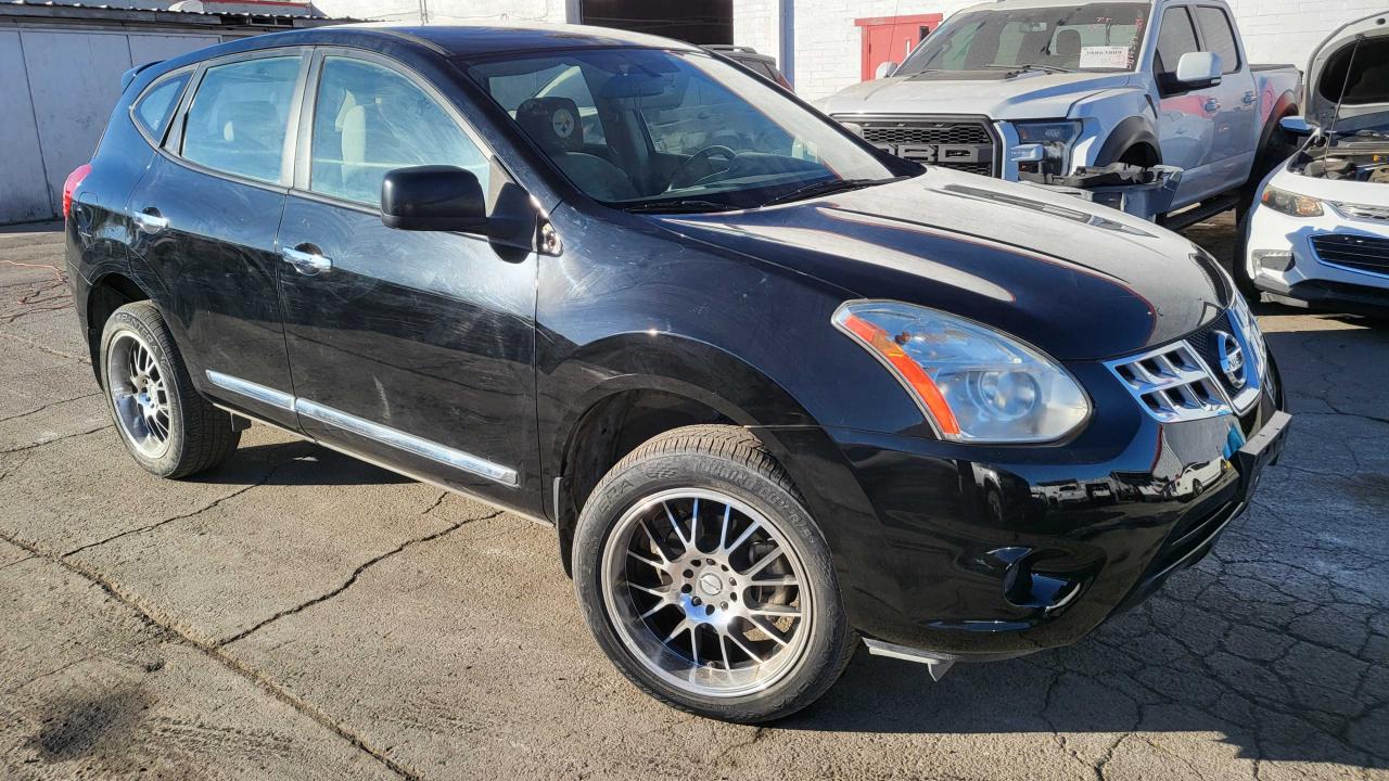 2013 Nissan Rogue - Image 1