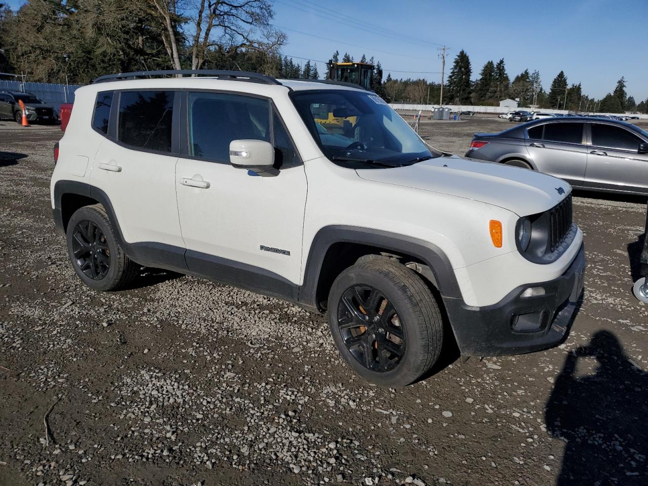 2017 Jeep Renegade - Image 4