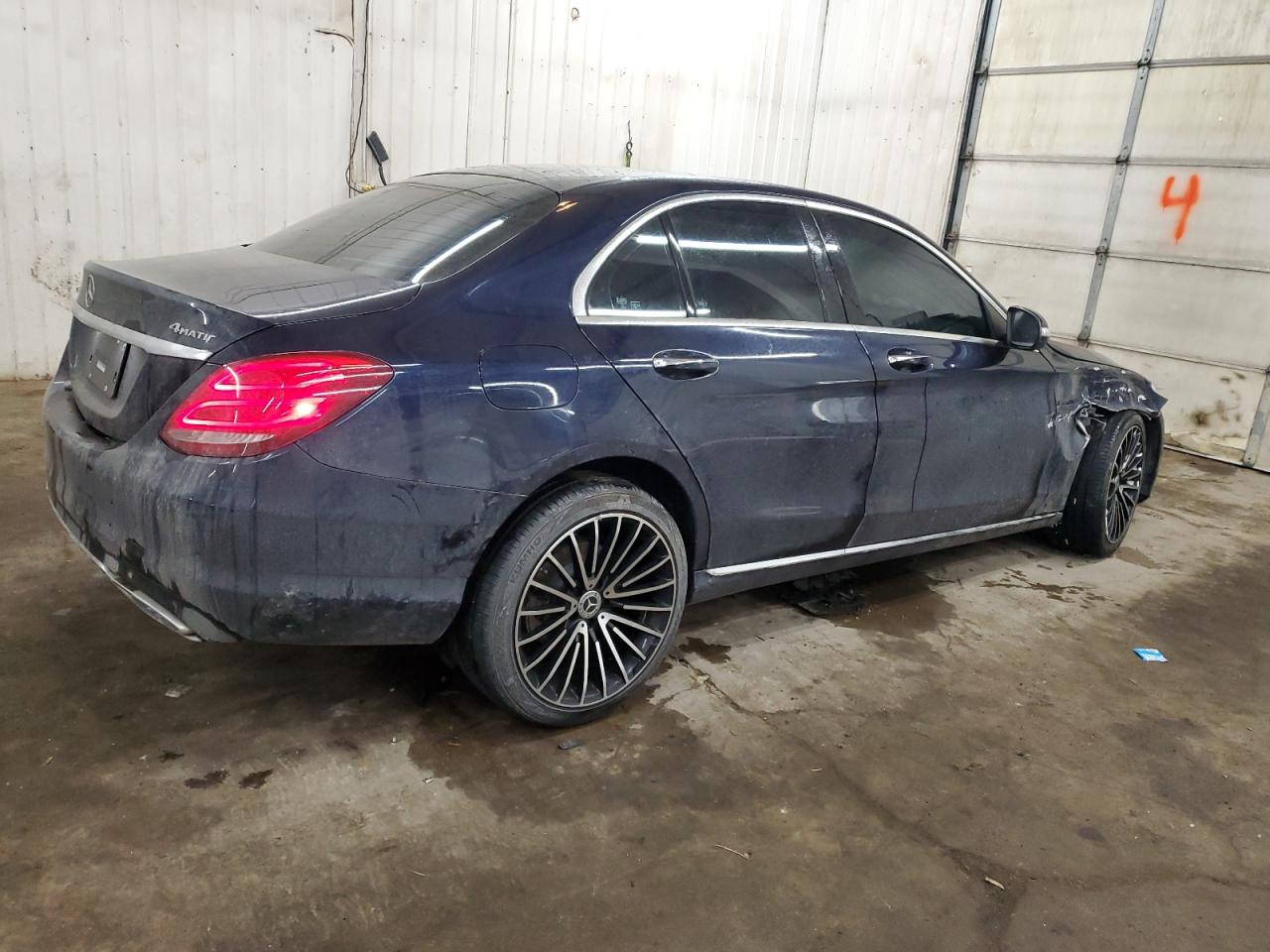 2015 Mercedes-Benz C-klasse - Image 3
