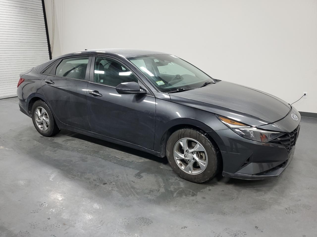 2021 Hyundai Elantra - Image 4