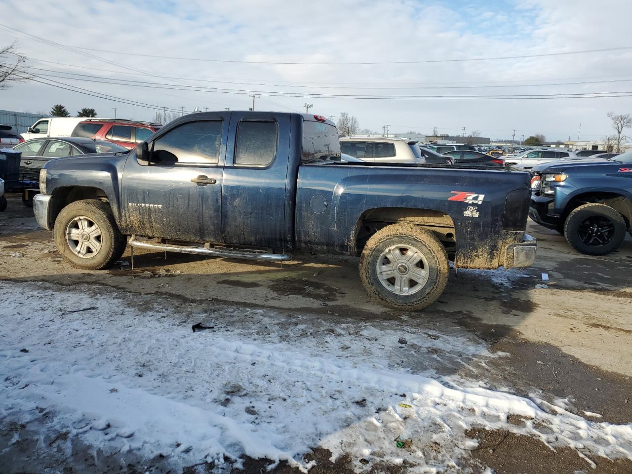 2012 Chevrolet Silverado - Image 2
