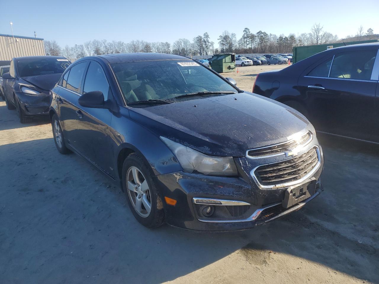 VIN 1G1PC5SB1F7172466 2015 CHEVROLET CRUZE no.4