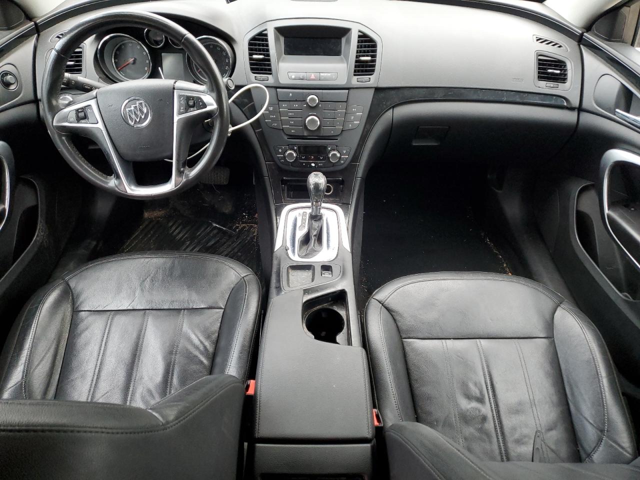 2011 Buick Regal - Image 8