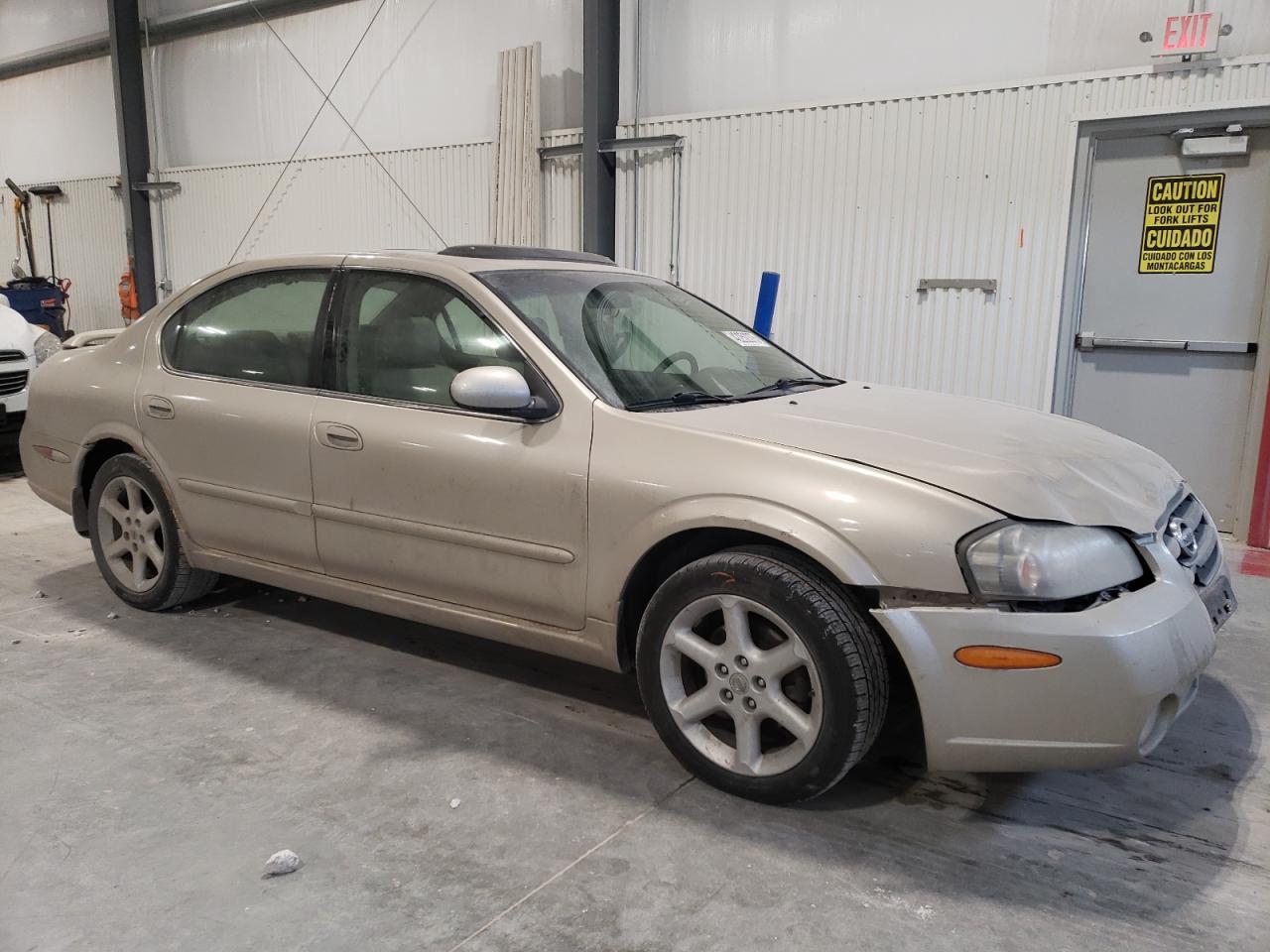 2002 Nissan Maxima - Image 4