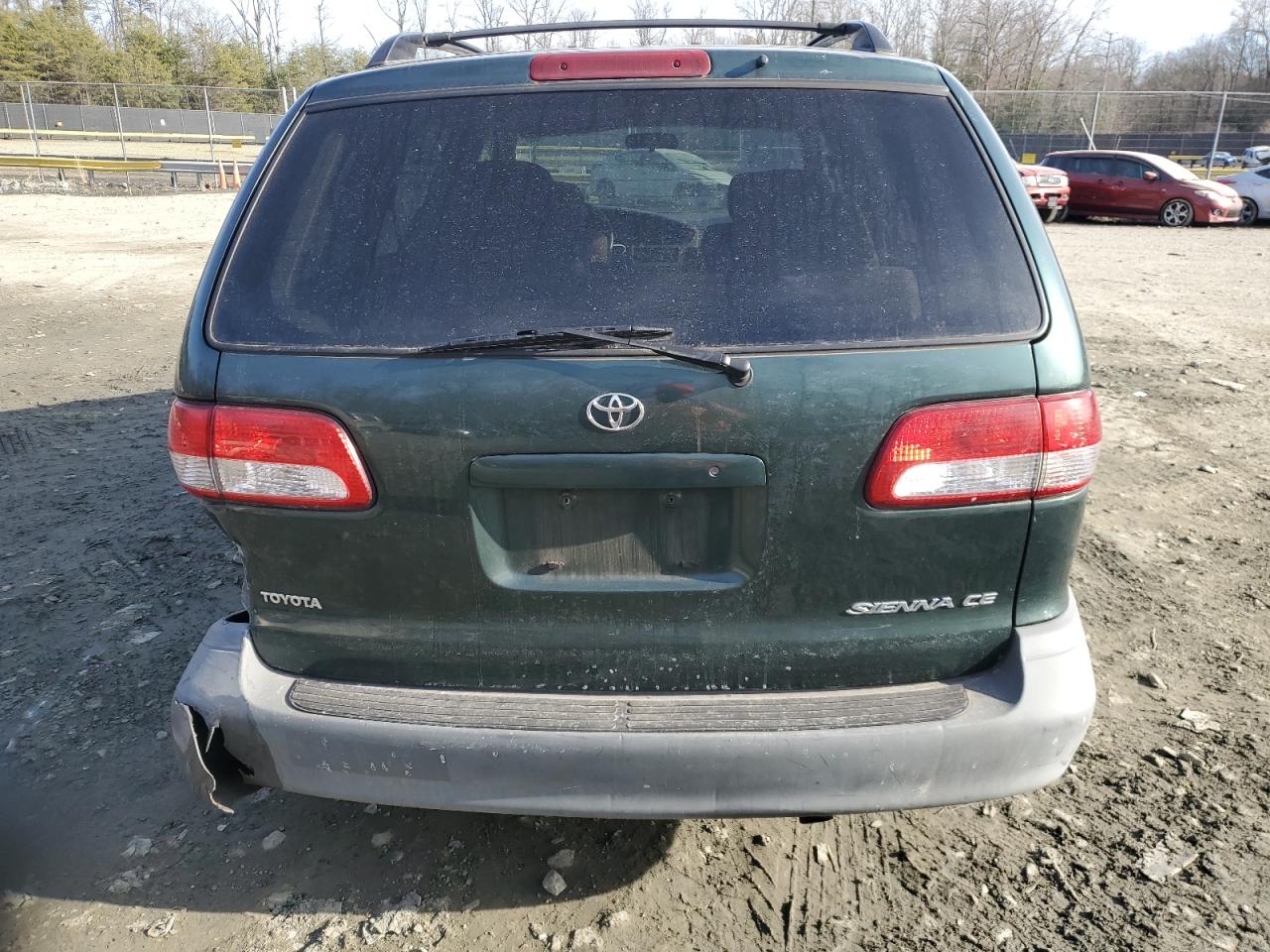 2003 Toyota Sienna - Image 6