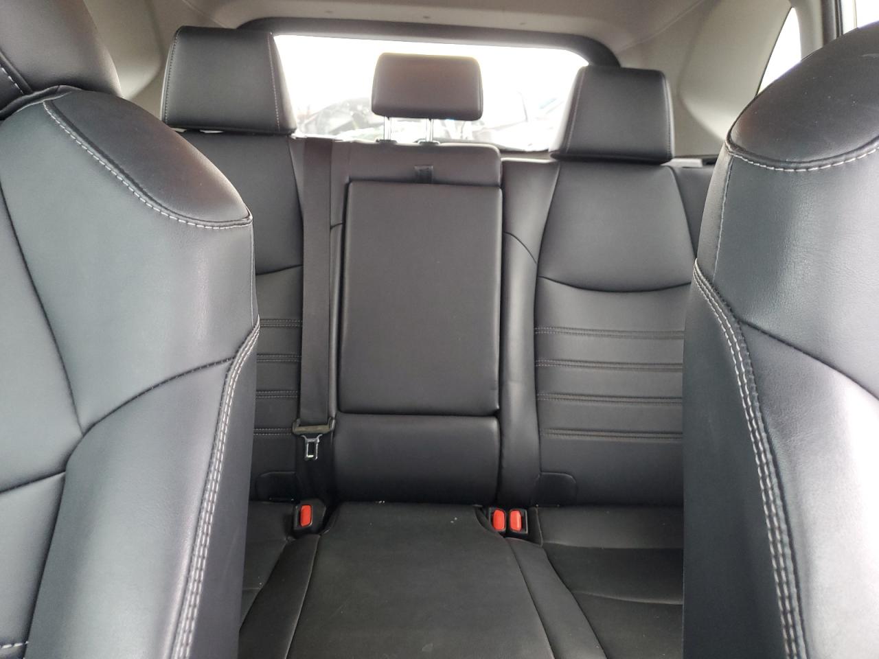 2019 Toyota RAV 4 - Image 10