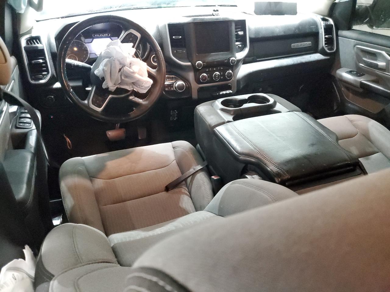 2020 RAM 1500 - Image 8