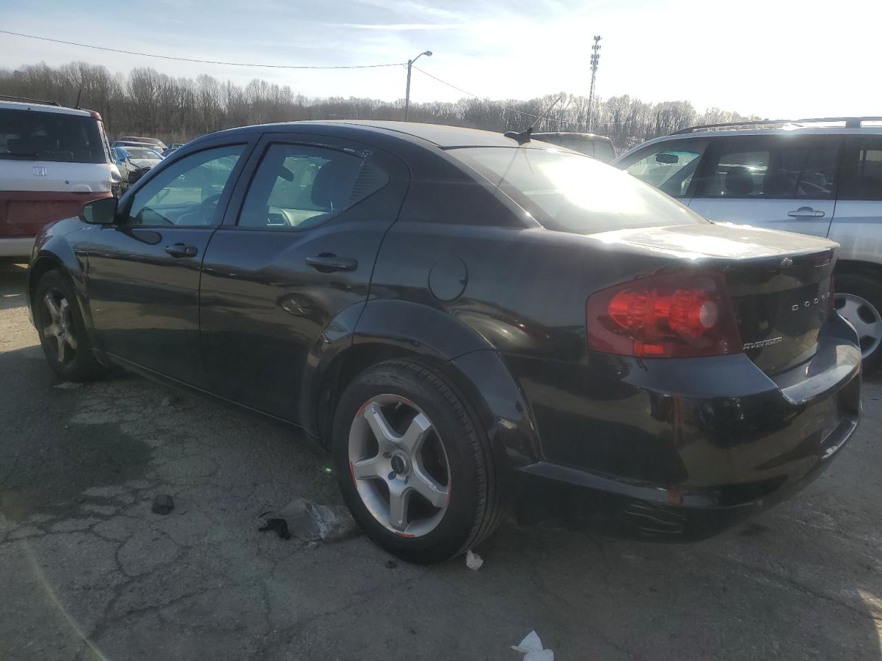 2012 Dodge Avenger - Image 2