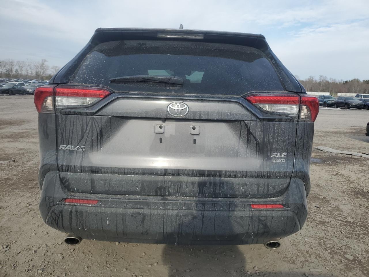 2024 Toyota RAV 4 - Image 6