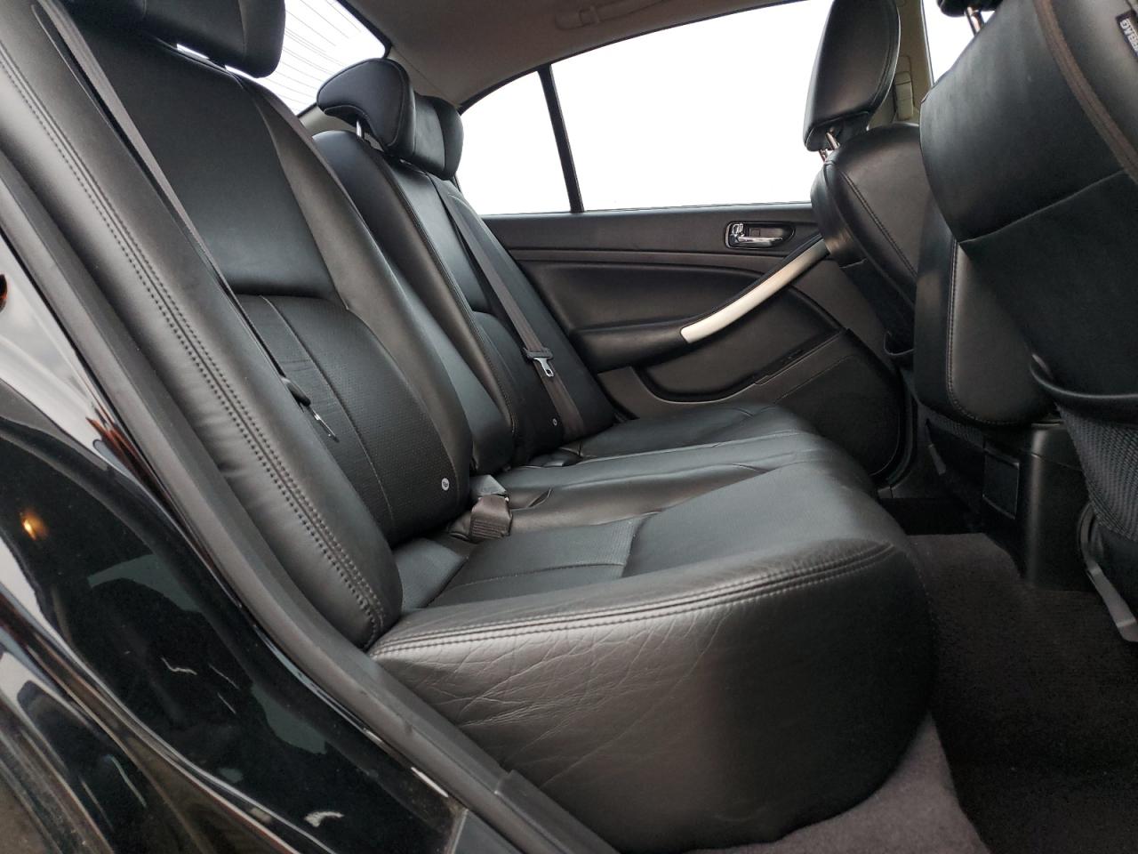 2005 Infiniti G - Image 10