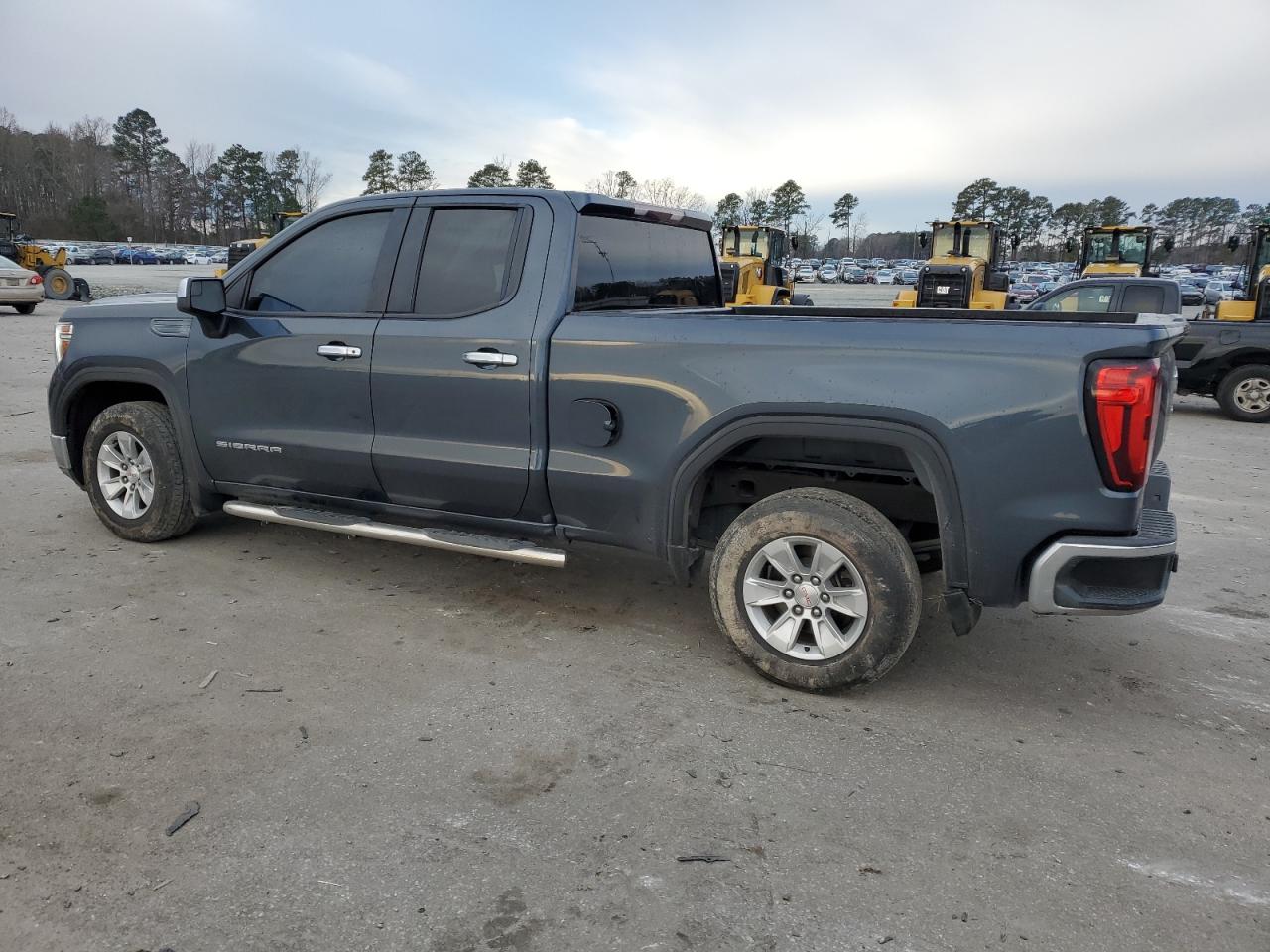 2021 GMC Sierra - Image 2