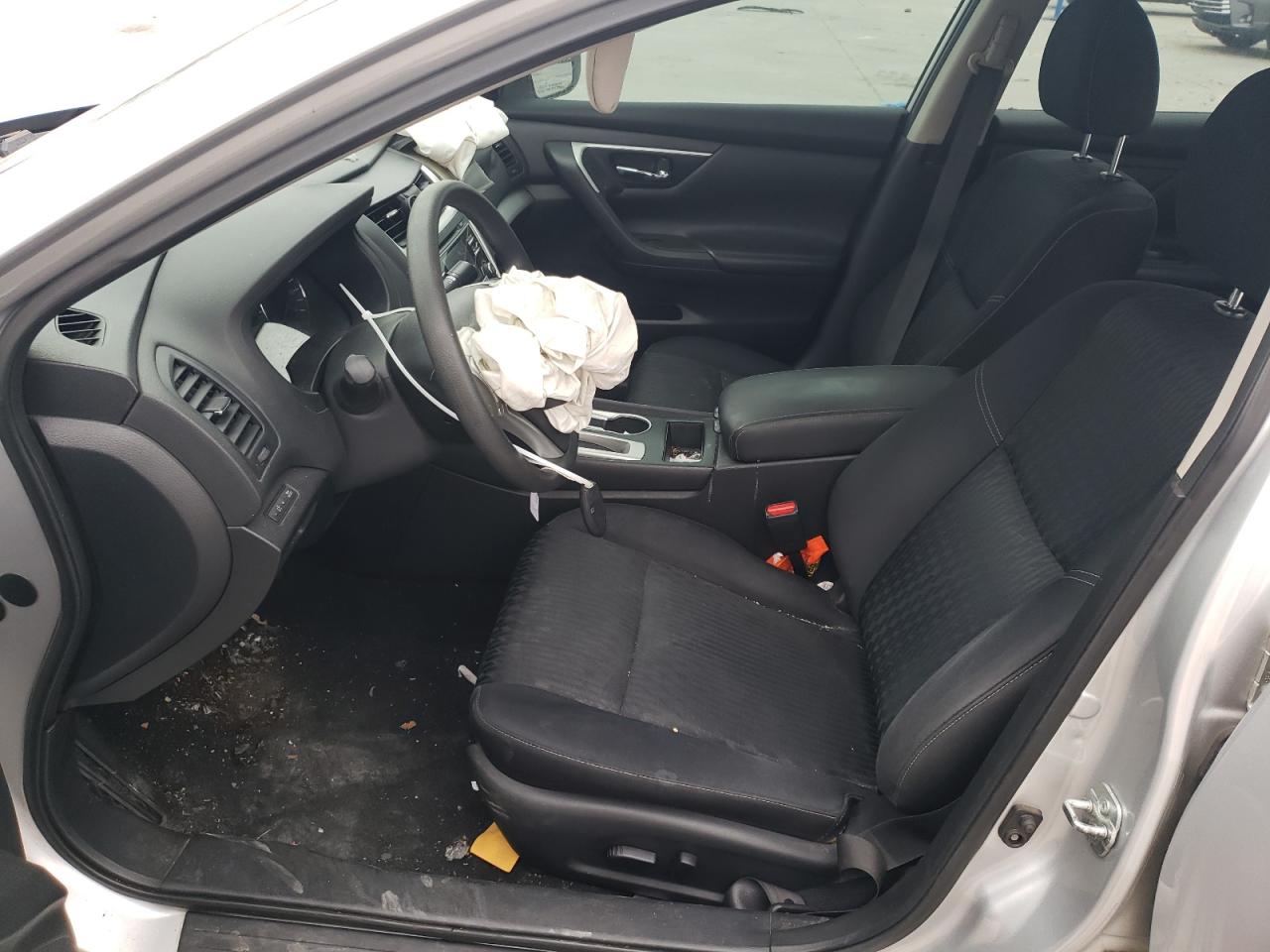2018 Nissan Altima - Image 7