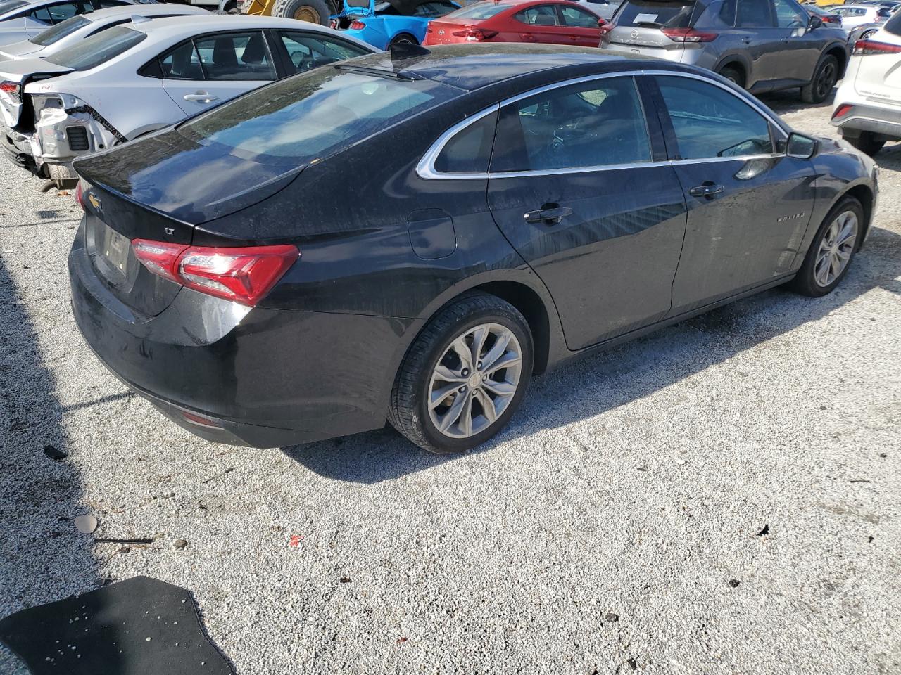 2022 Chevrolet Malibu - Image 3