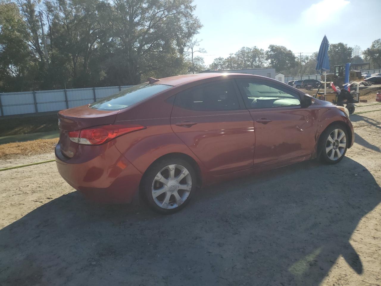 2013 Hyundai Elantra - Image 3